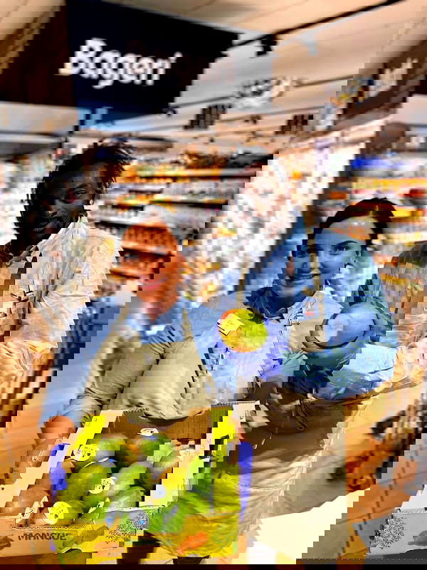 ICA Nära Brantingstorg - Photo 5