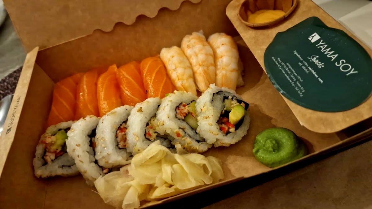 Sushi Yama - Photo 5