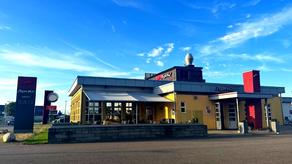 Pizza Hut Malmö - Photo 1