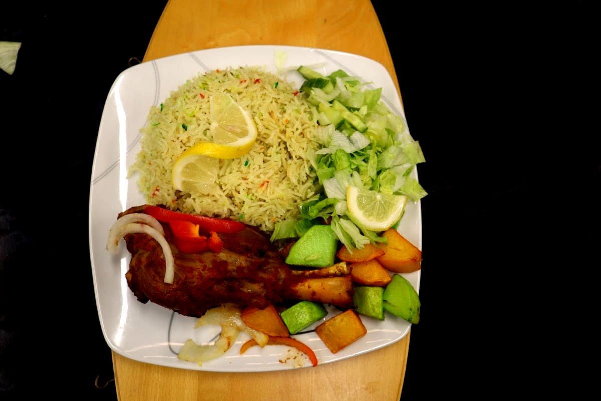 SAMBUSA CITY PIZZERIA - Photo 5