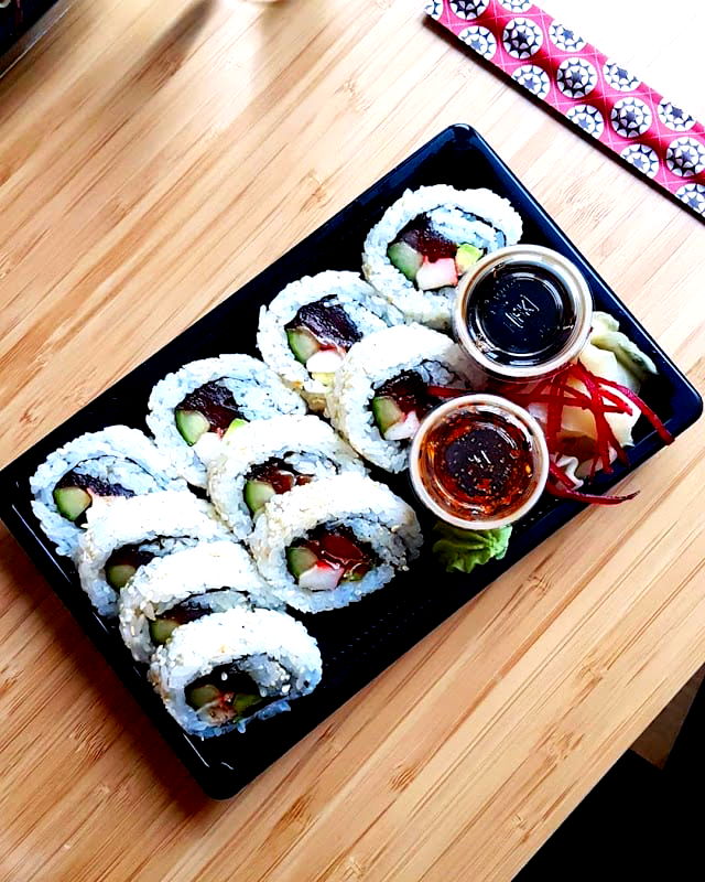 Mimmi SuShi & Wok - Photo 2