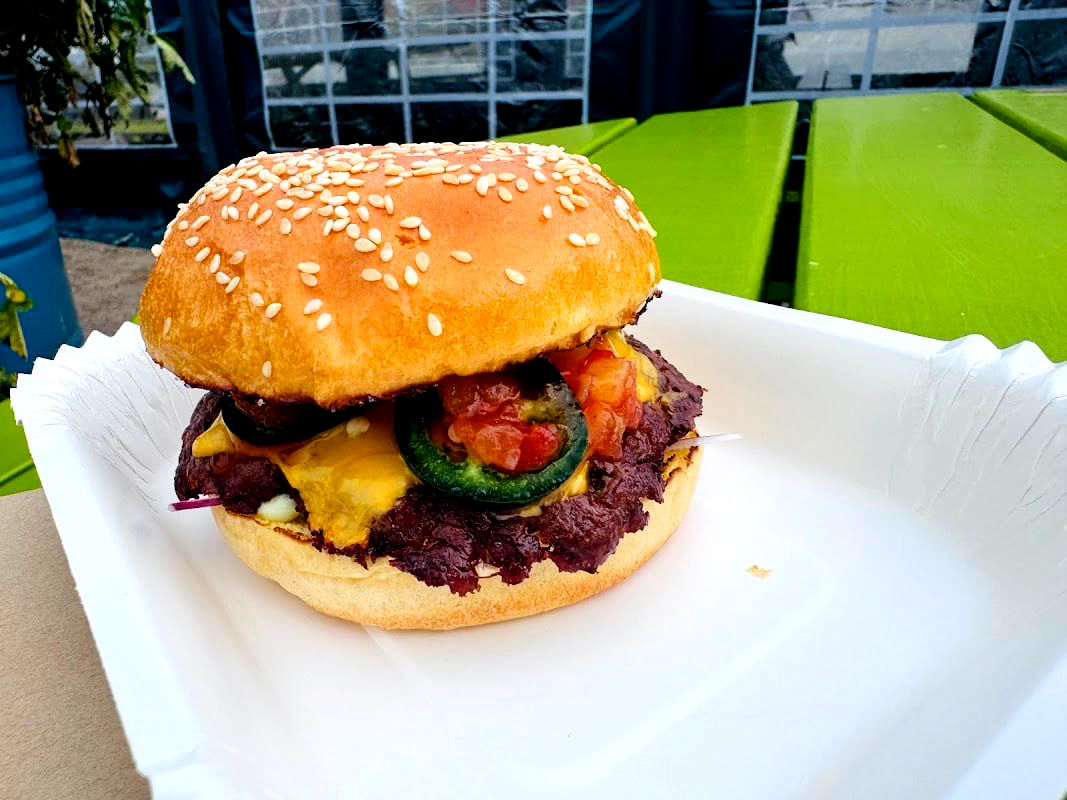 Lazy Dog _ street food - Photo 5