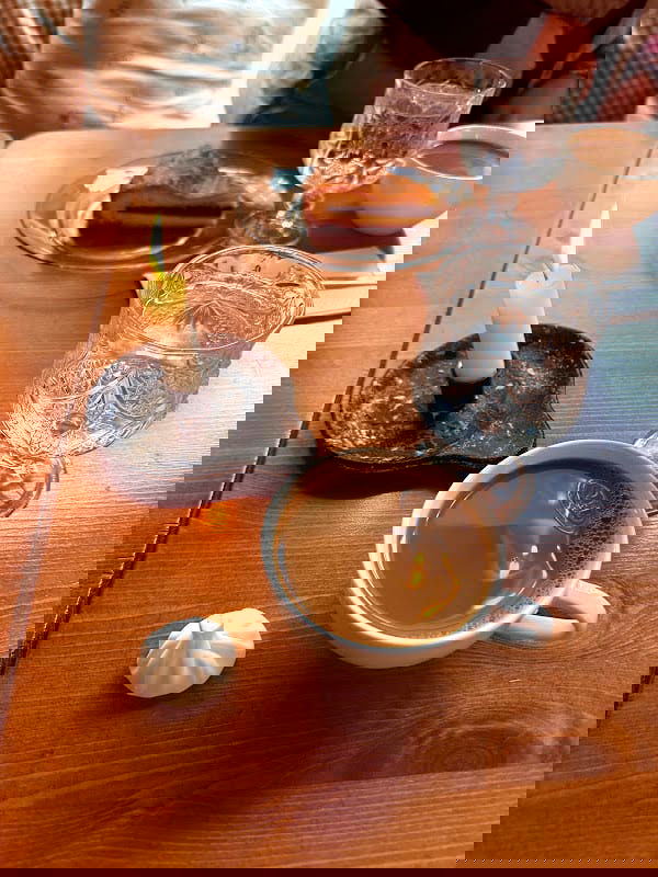 Dame Ginette - Photo 5