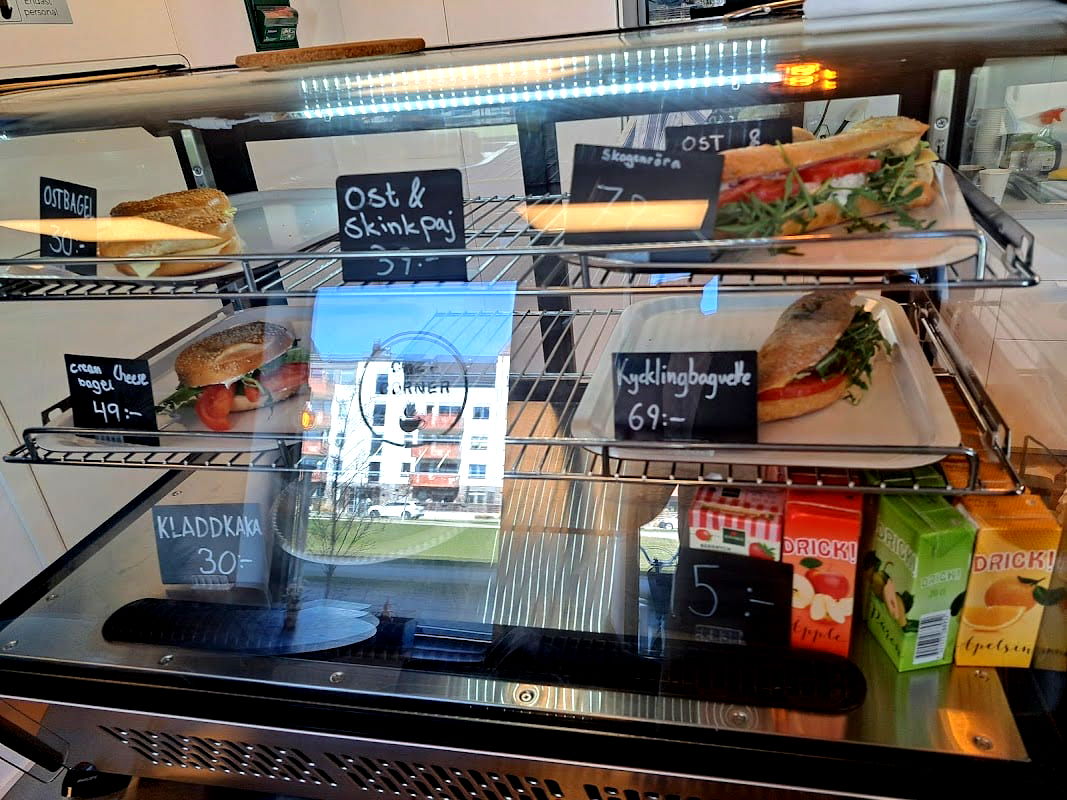 Cozy Corner Café - Photo 1