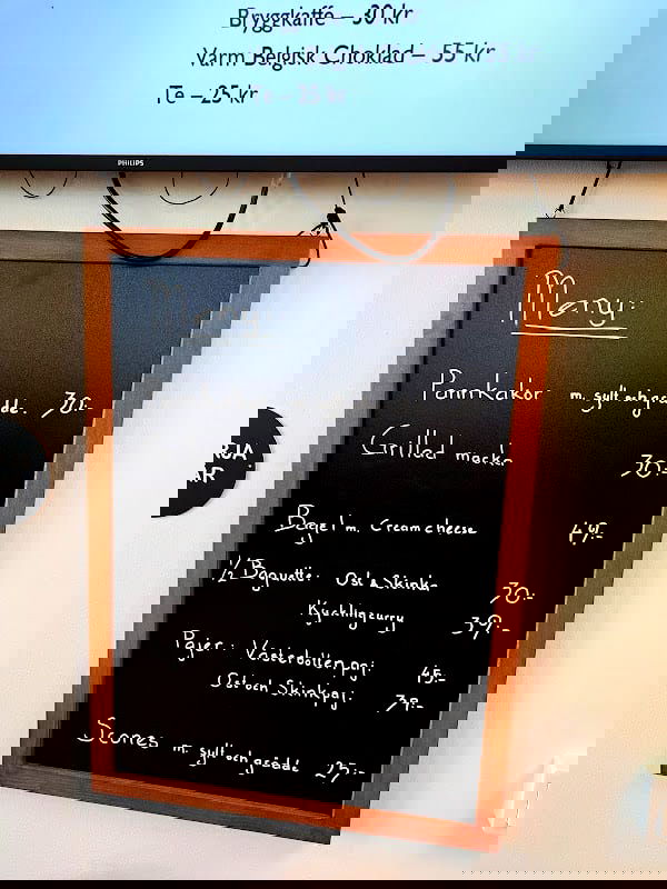 Cozy Corner Café - Photo 4