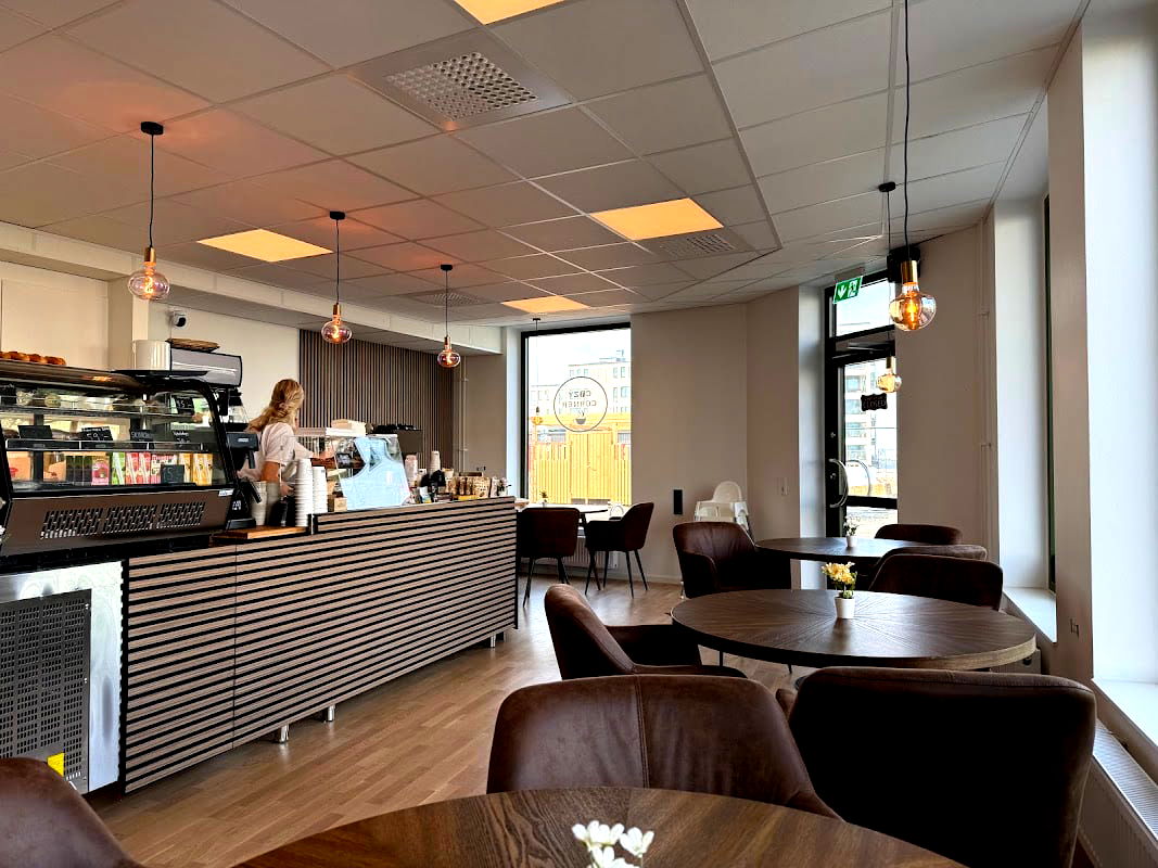 Cozy Corner Café - Photo 5