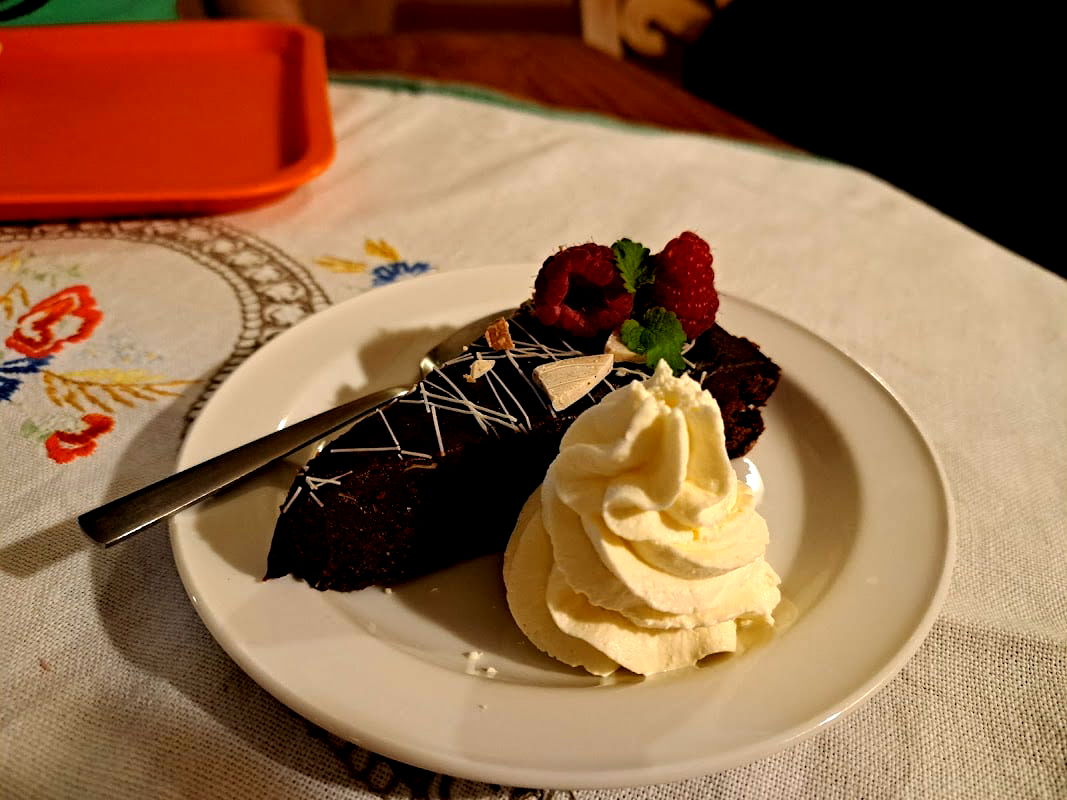 Café Gästis - Photo 2