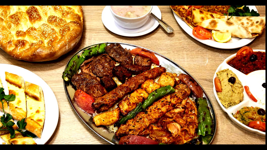 Istanbul Grill - Photo 2