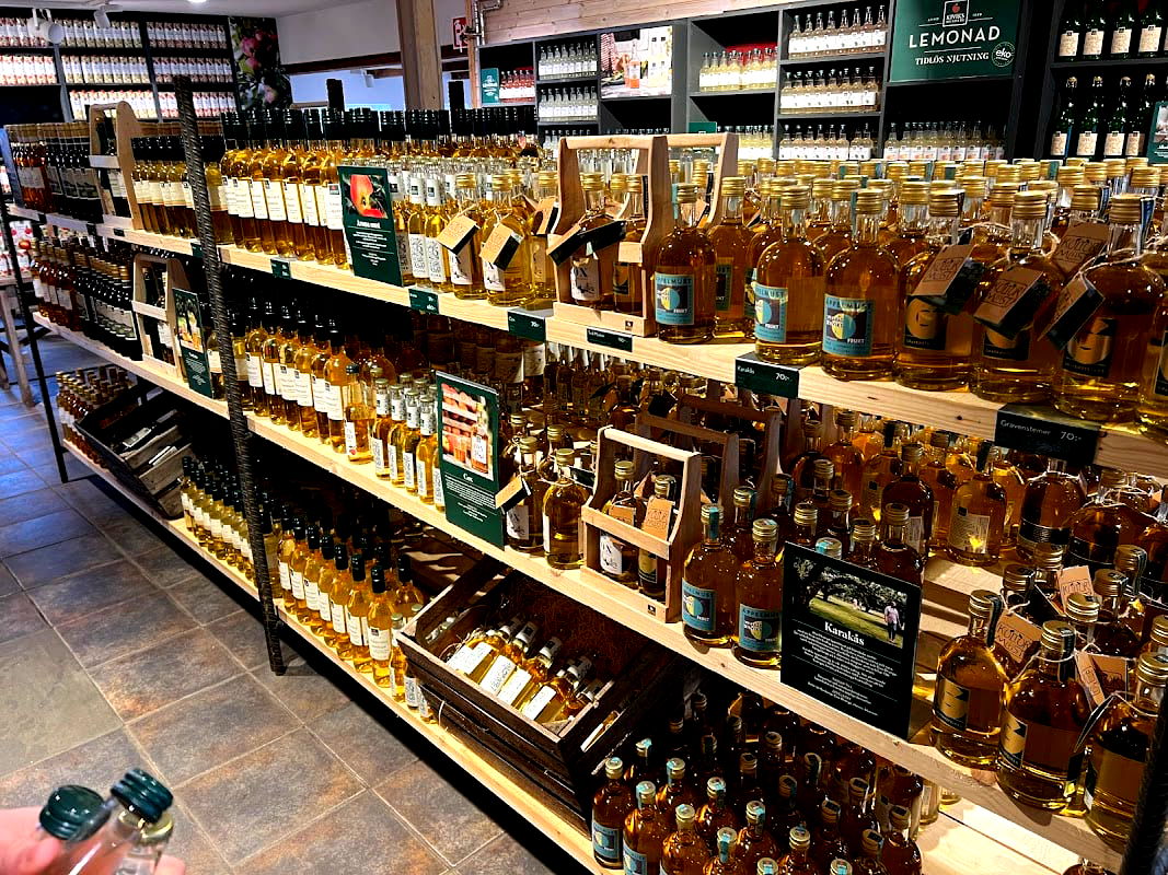 Kiviks Cider on Solnäs Farm - Photo 2