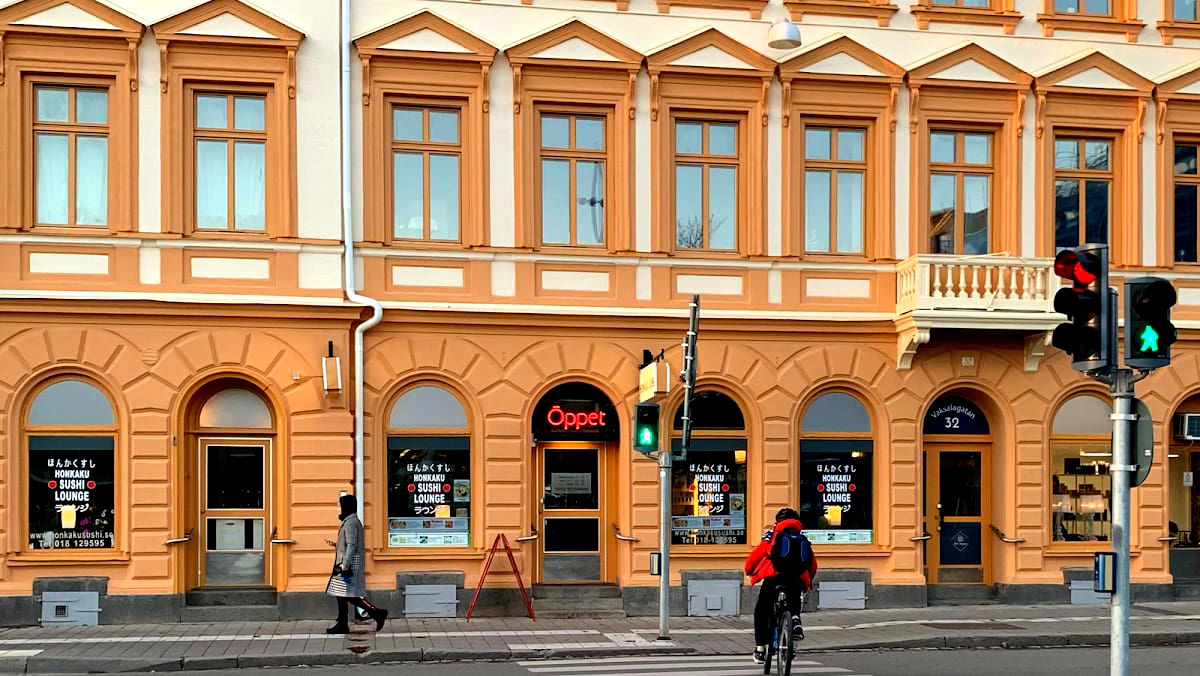 Honkaku Sushi - Photo 3