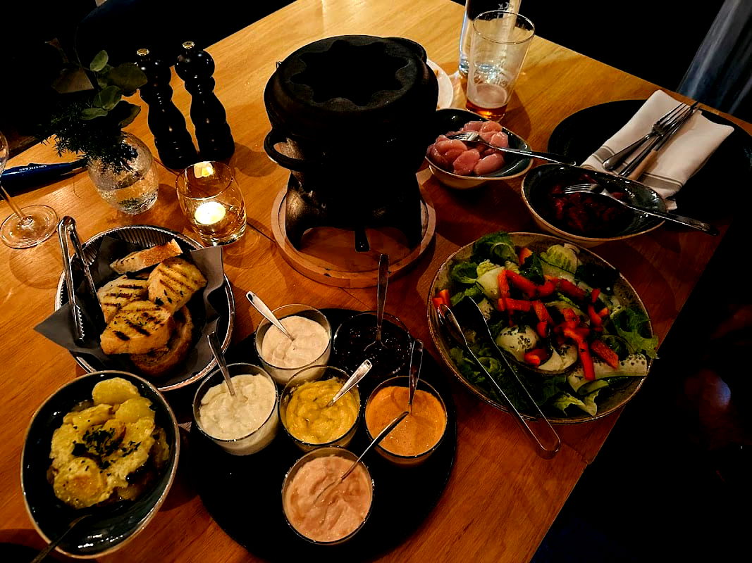 Thott's Restaurant - Photo 3