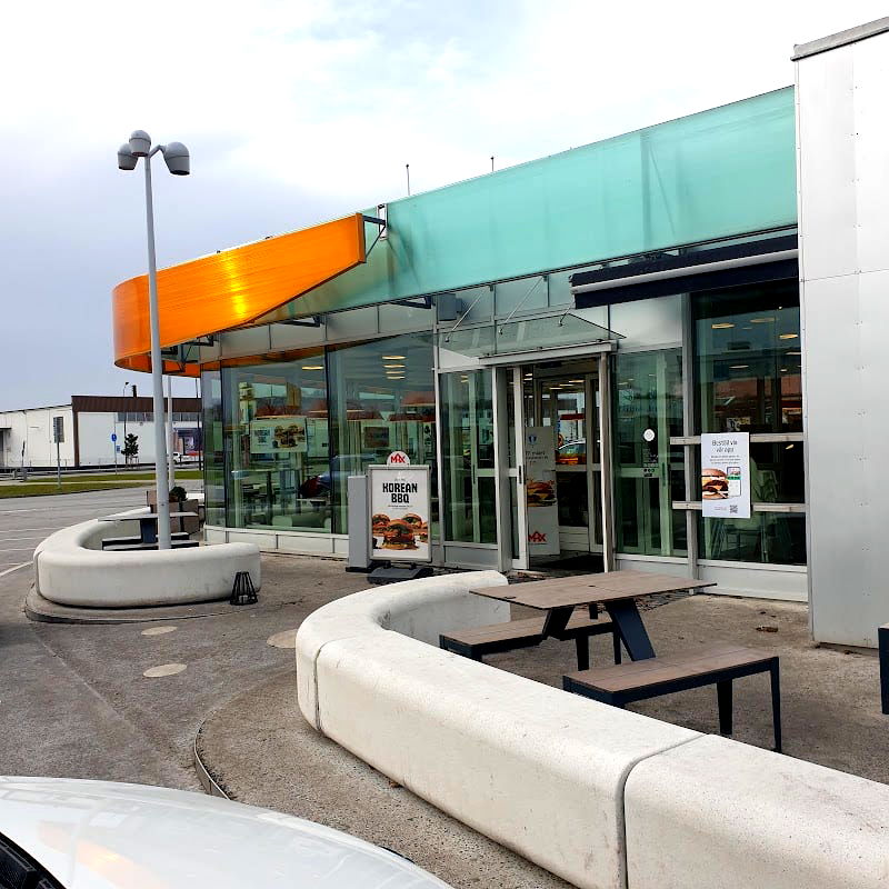 Max Burgers - Photo 4