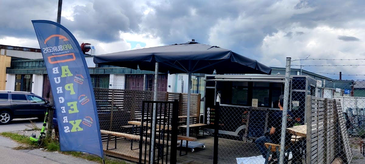 Apex Burgers Björkgatan 65 - Photo 1