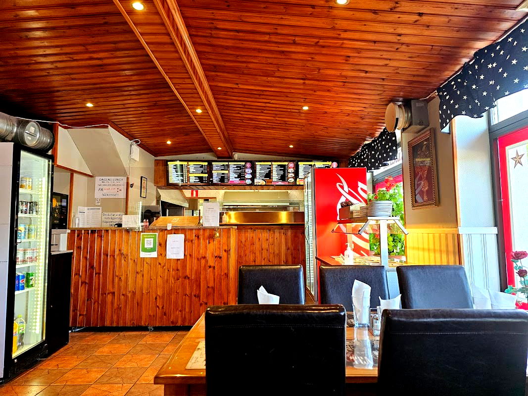 Pizzeria Superstar - Photo 5