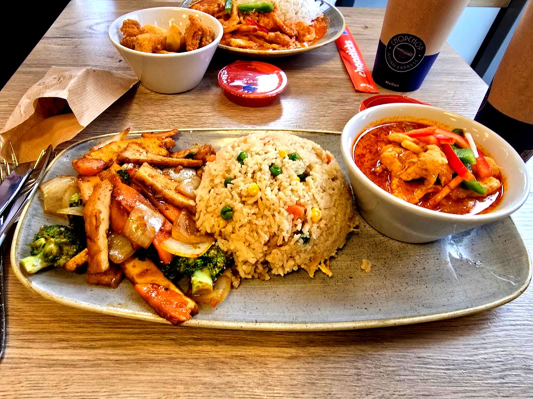 ChopChop Asian Express - Photo 4