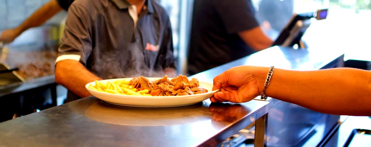 Mariannes Grill & Kebab - Photo 2