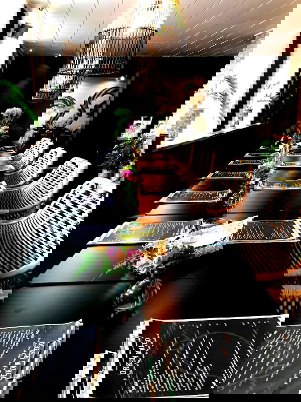 Green Mango - Photo 1