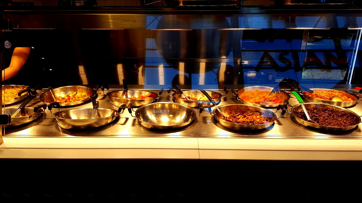 ChopChop Asian Express - Photo 2