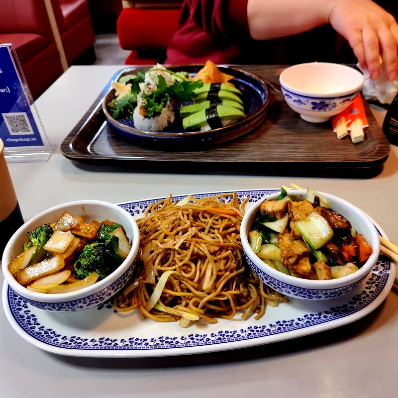 ChopChop Asian Express - Photo 3