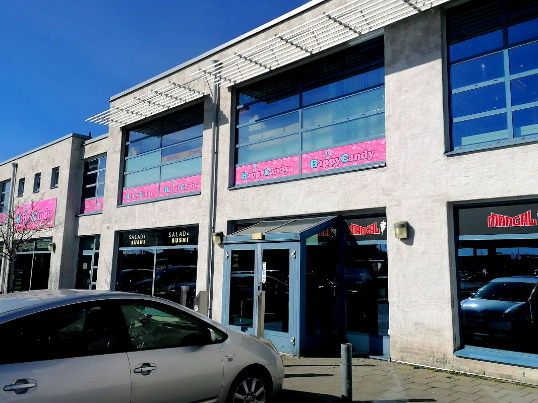 Salad & Sushi Svågertorp - Photo 1