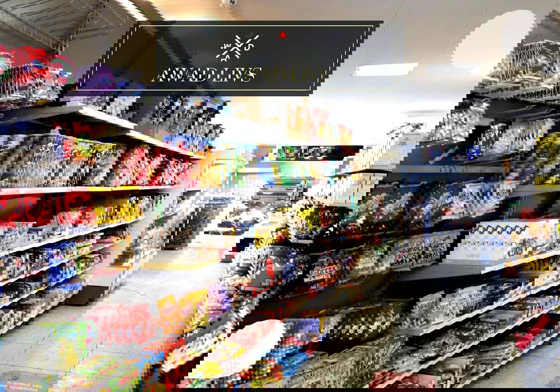 Awad livs & Pizzeria - Photo 1