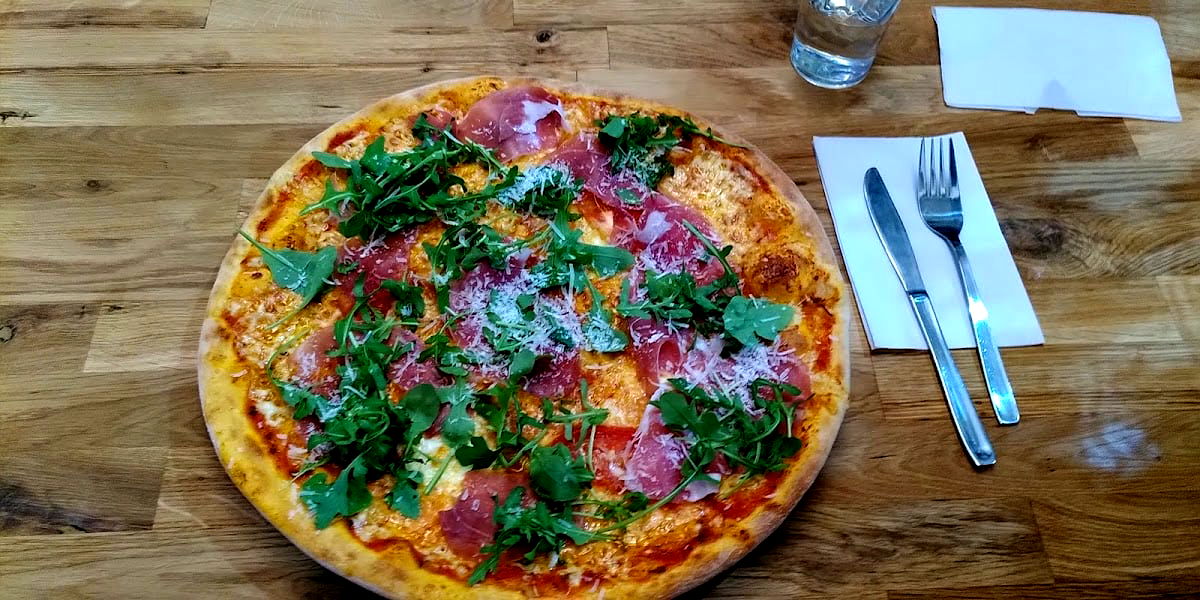 Lava Pizzeria - Photo 2