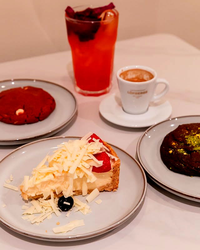 Cheesecake Factory i Malmö - Photo 5