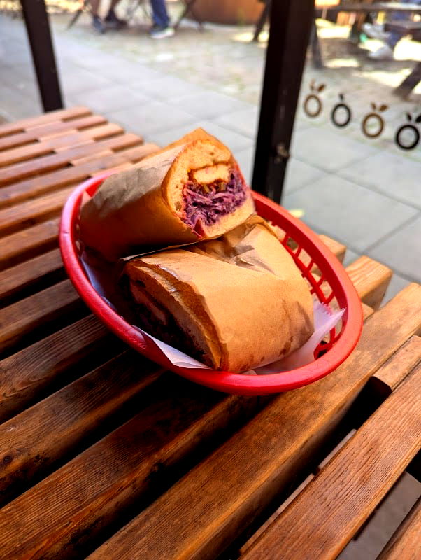 Poms Mackor - Photo 3