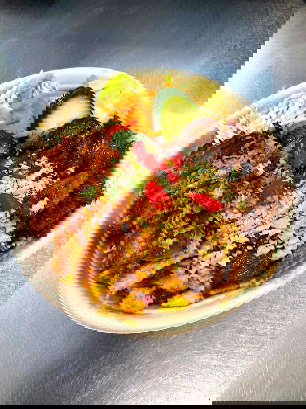 Sio Eatery - Photo 3