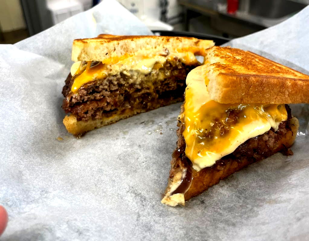 Knifetown Burgers - Photo 2