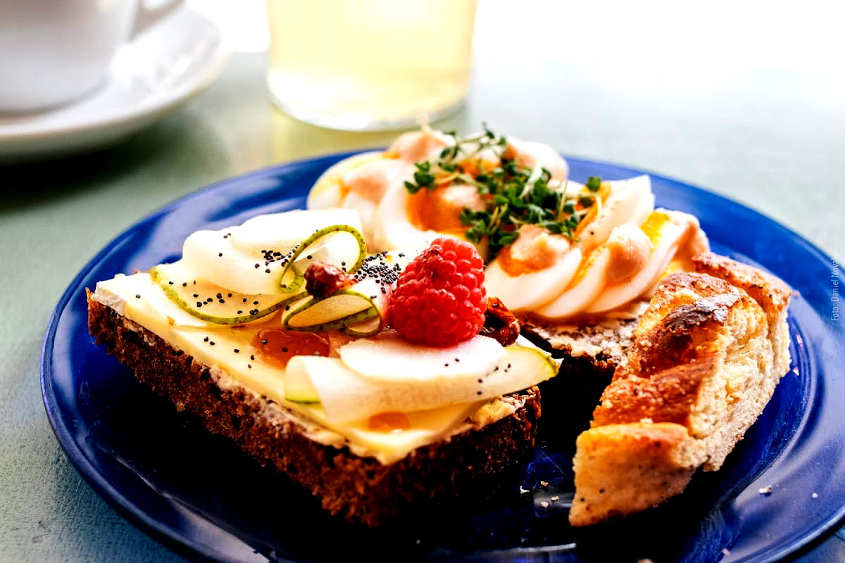 Uggla Kaffebar - Photo 2