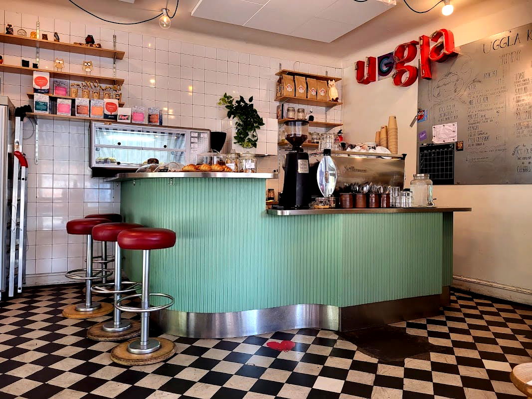 Uggla Kaffebar - Photo 5