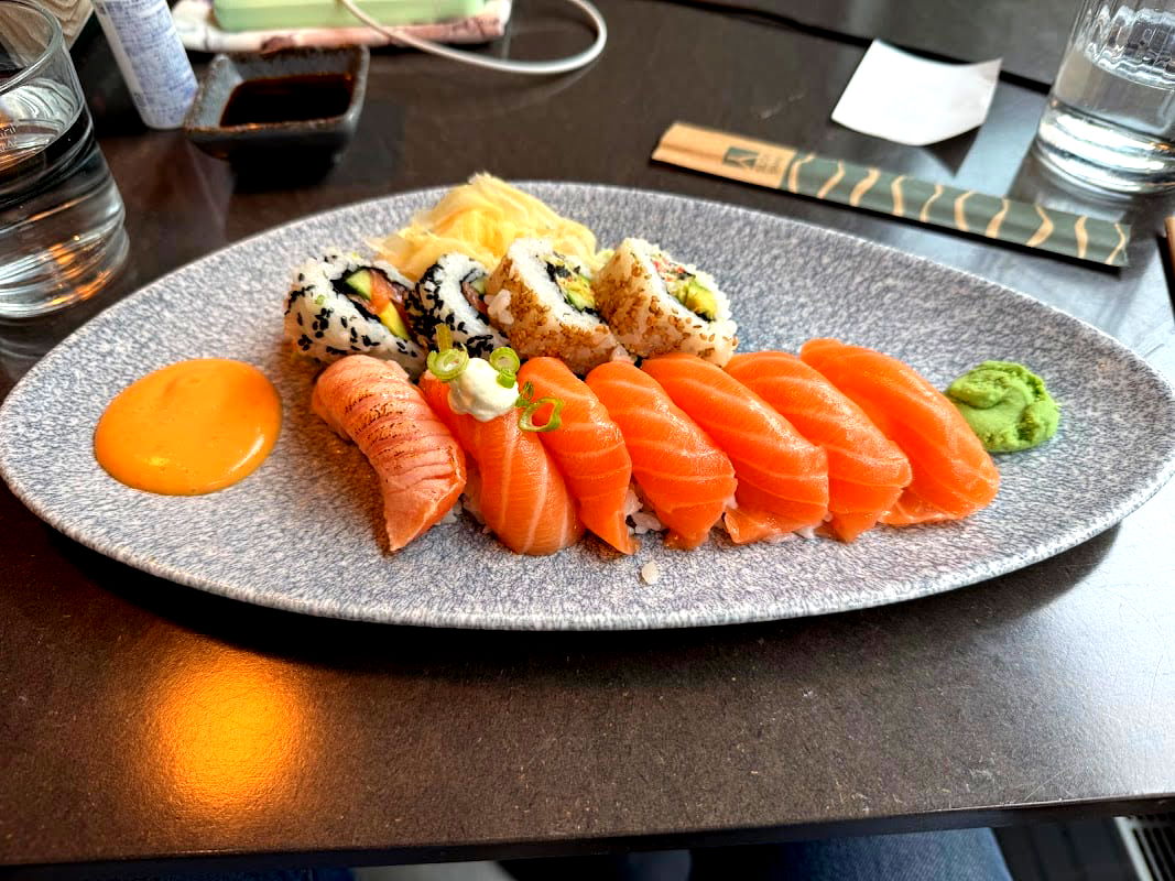 Sushi Yama - Photo 4