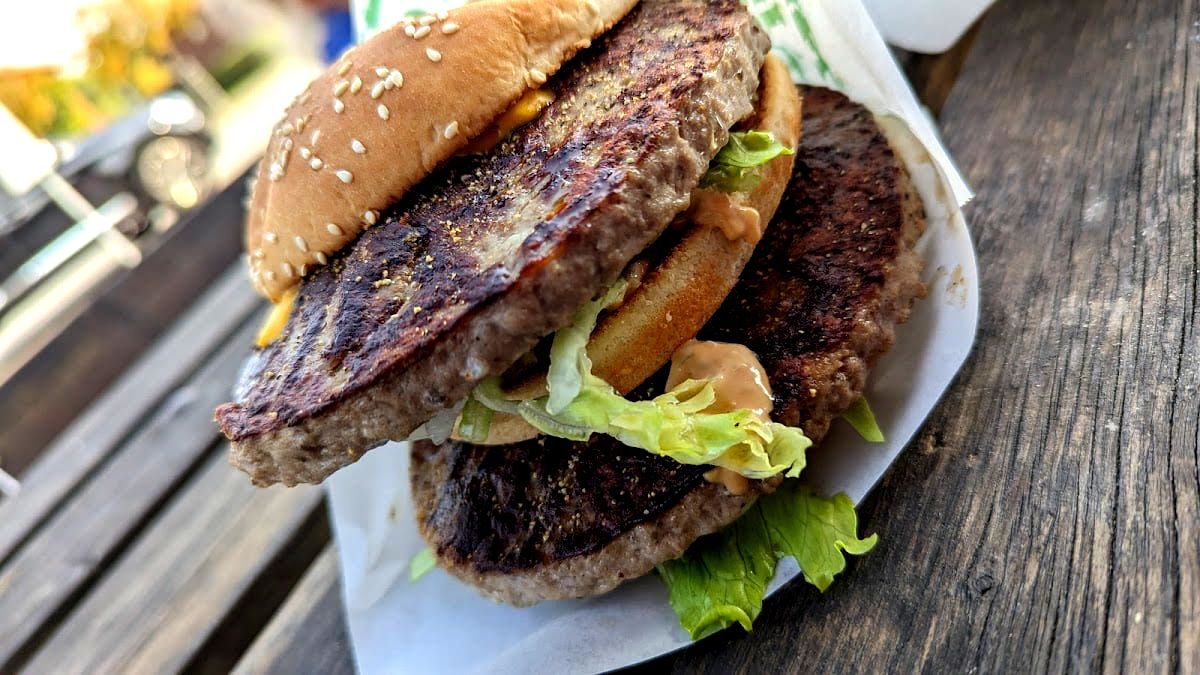 James Grill - Photo 2