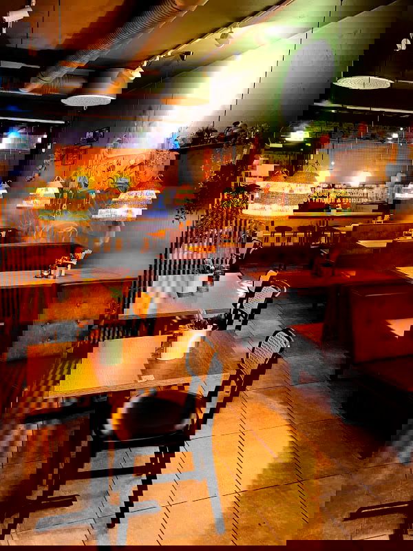 Khoi Restaurant - Photo 5