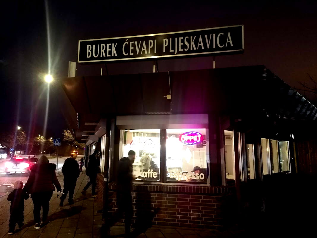 Burek & Ćevapi Mästarna - Photo 3