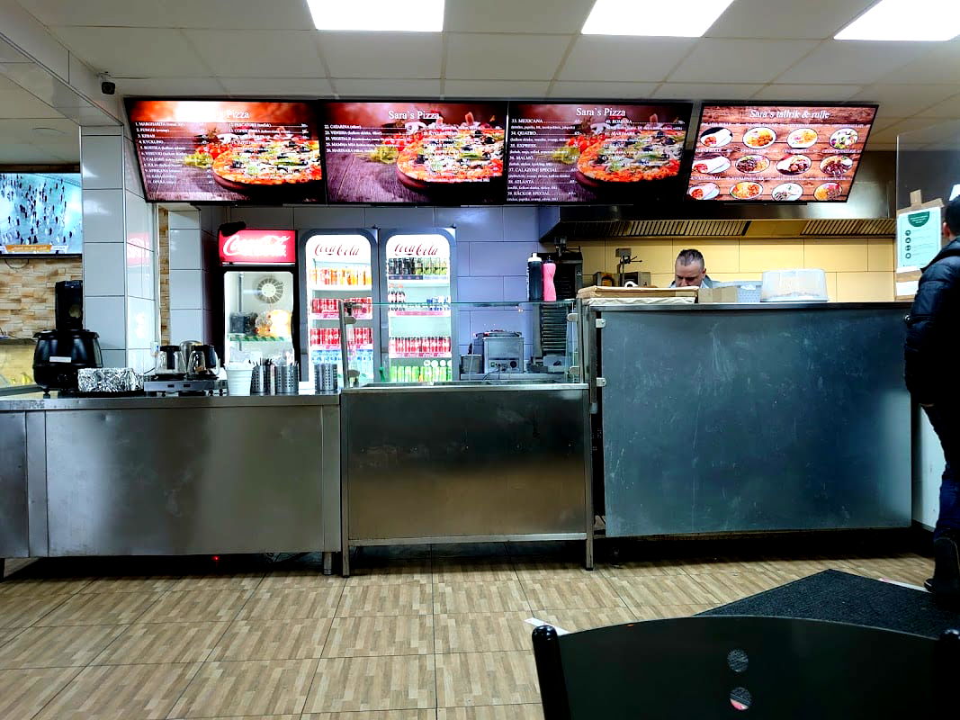 Sara`s SuperFalafel - Photo 1