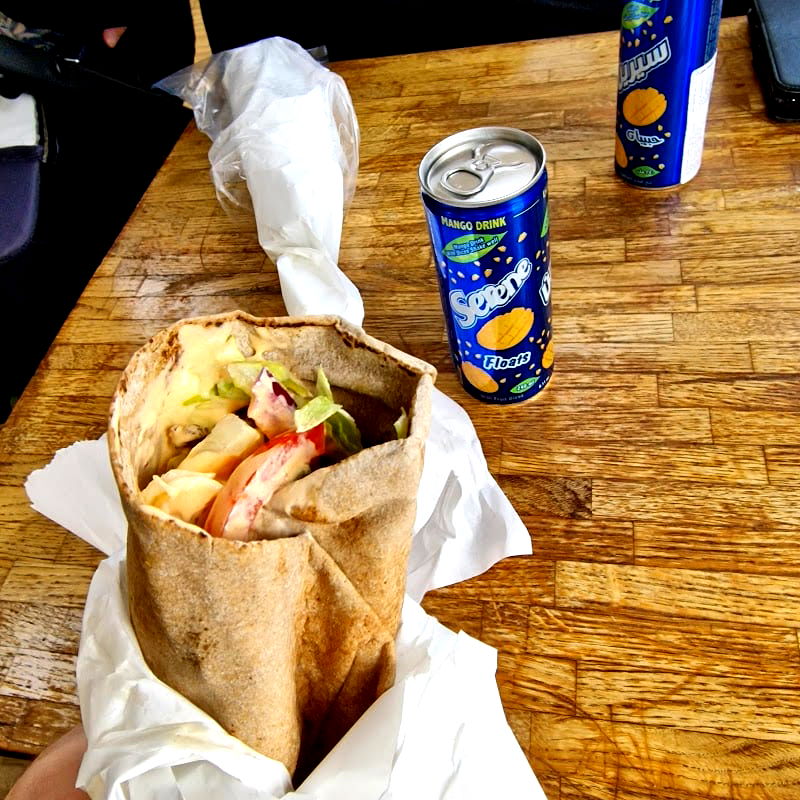 Sara`s SuperFalafel - Photo 2