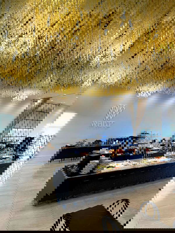 White lunch & event - Photo 4