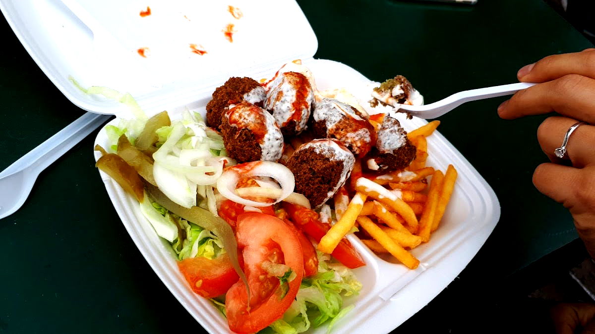 Badrans Super Falafel - Photo 2