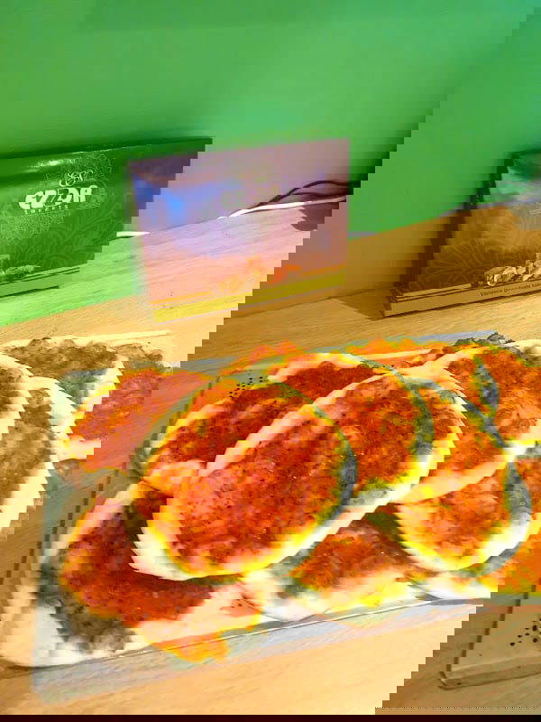 Ezzor Sweet & Restaurang - Photo 3