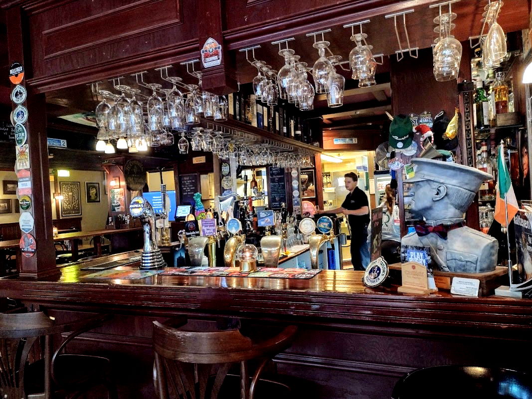O’Neill’s Traditional Irish Pub - Photo 1
