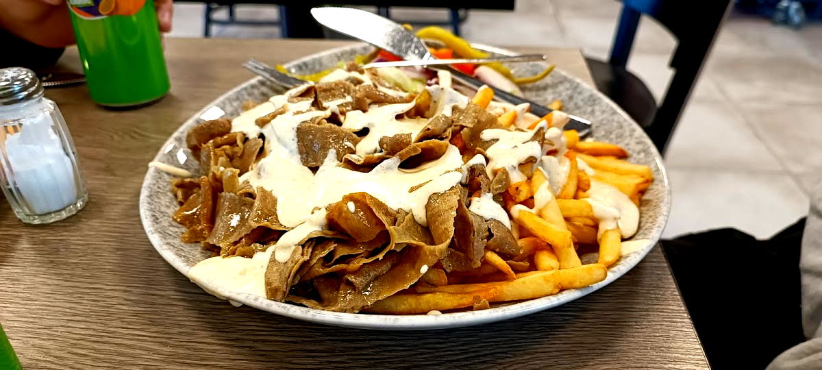 KENS Boländerna: Pizza • Kebab • Sallad - Photo 2