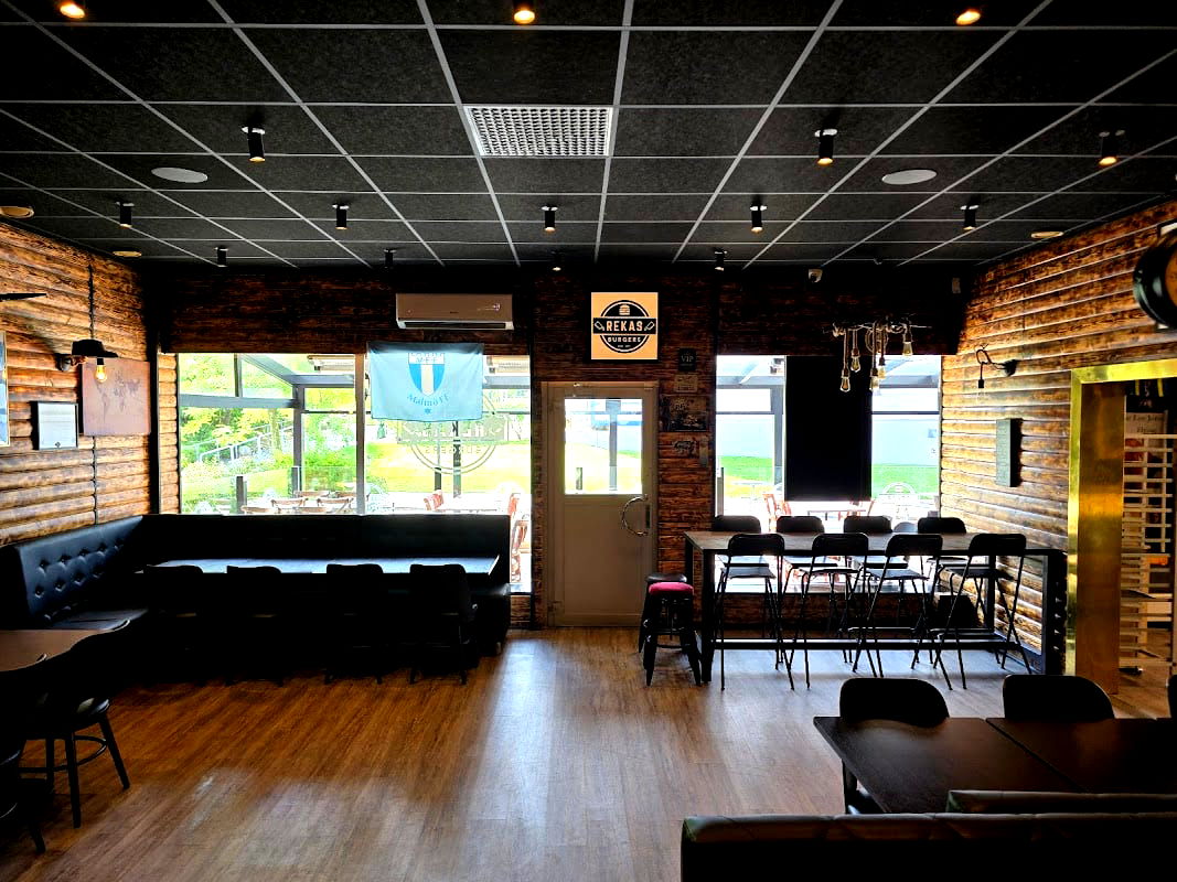 Rekas Burgers - Photo 4