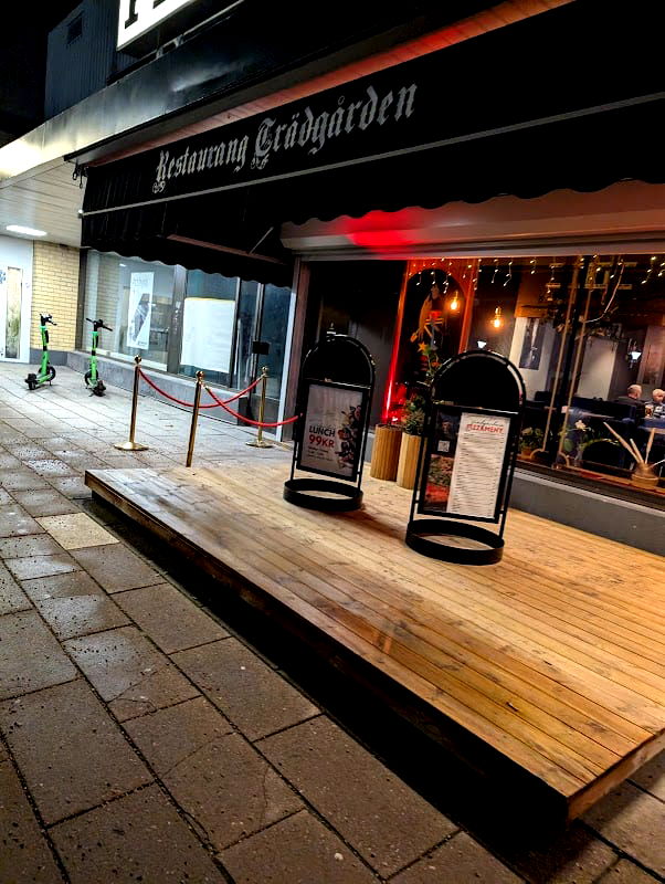 Restaurang Trädgården - Italiensk Restaurang Uppsala - Photo 1