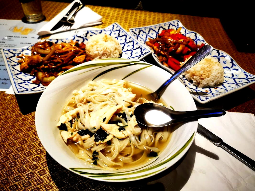 Asian House - Photo 2