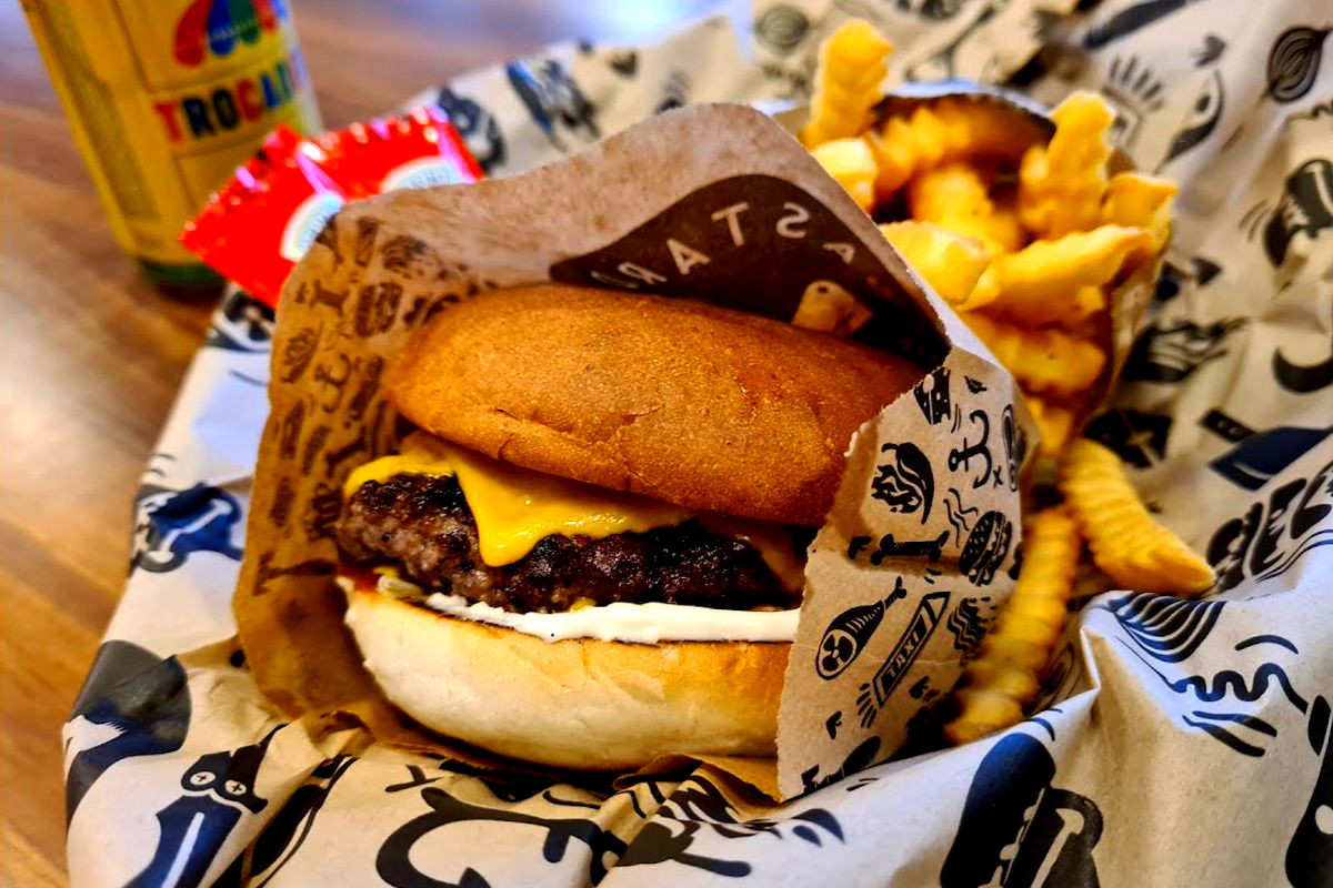 Bastard Burgers - Photo 1