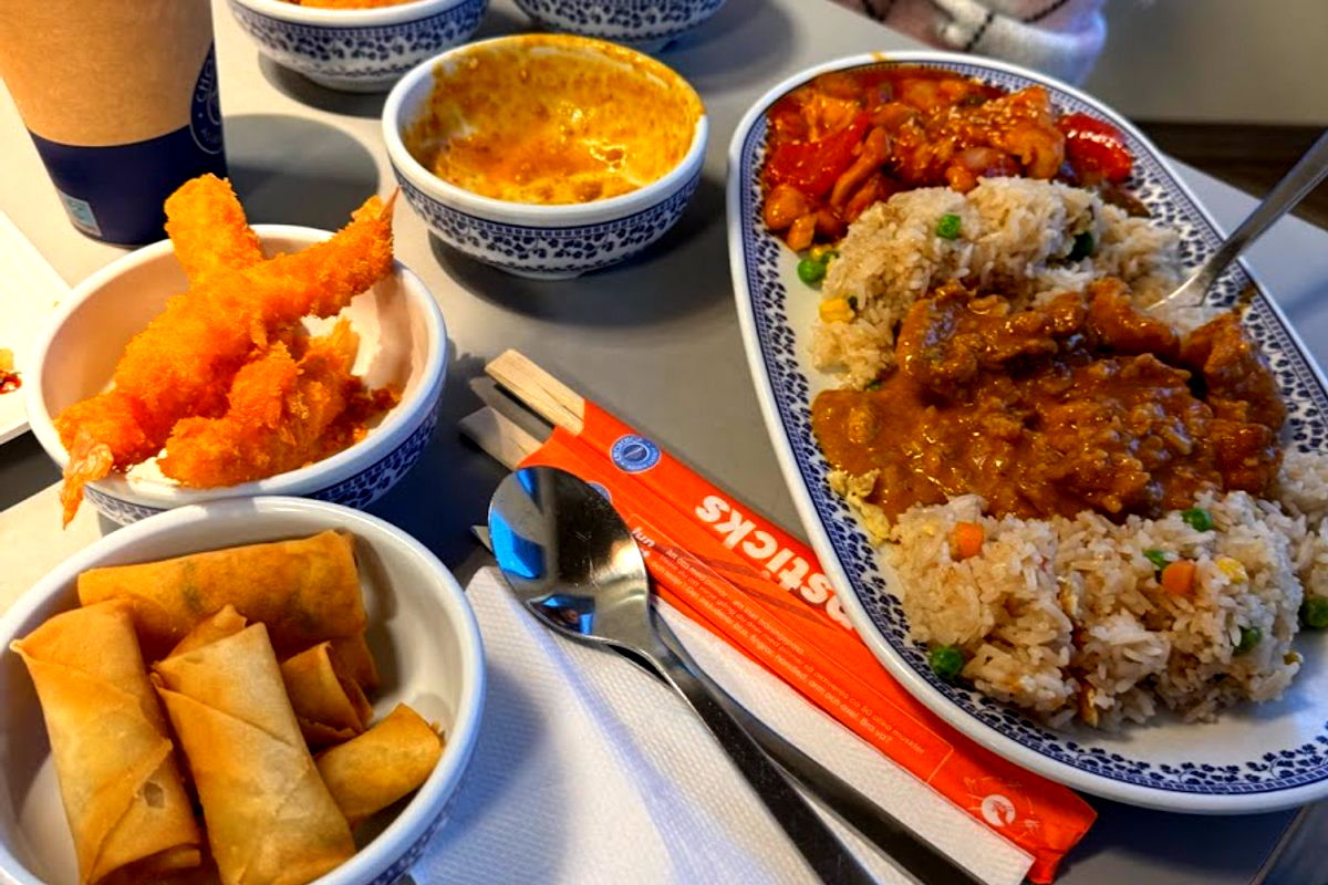 ChopChop Asian Express - Photo 5