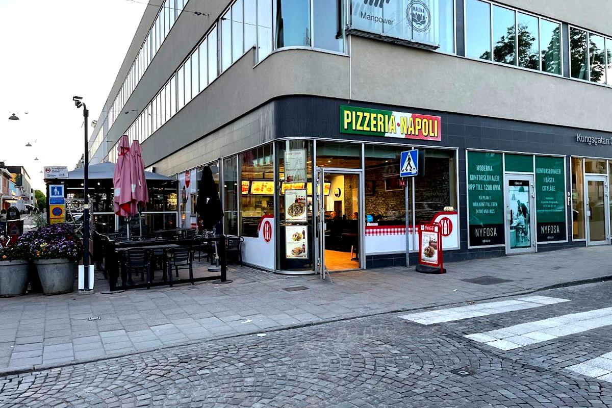 Restaurang Napoli i Växjö AB - Photo 1