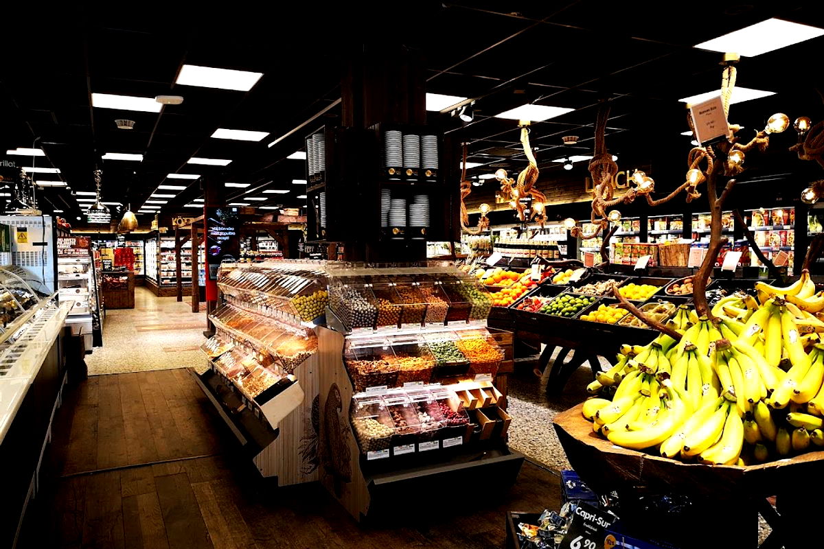 ICA Supermarket City Hall Vaxjo - Photo 5